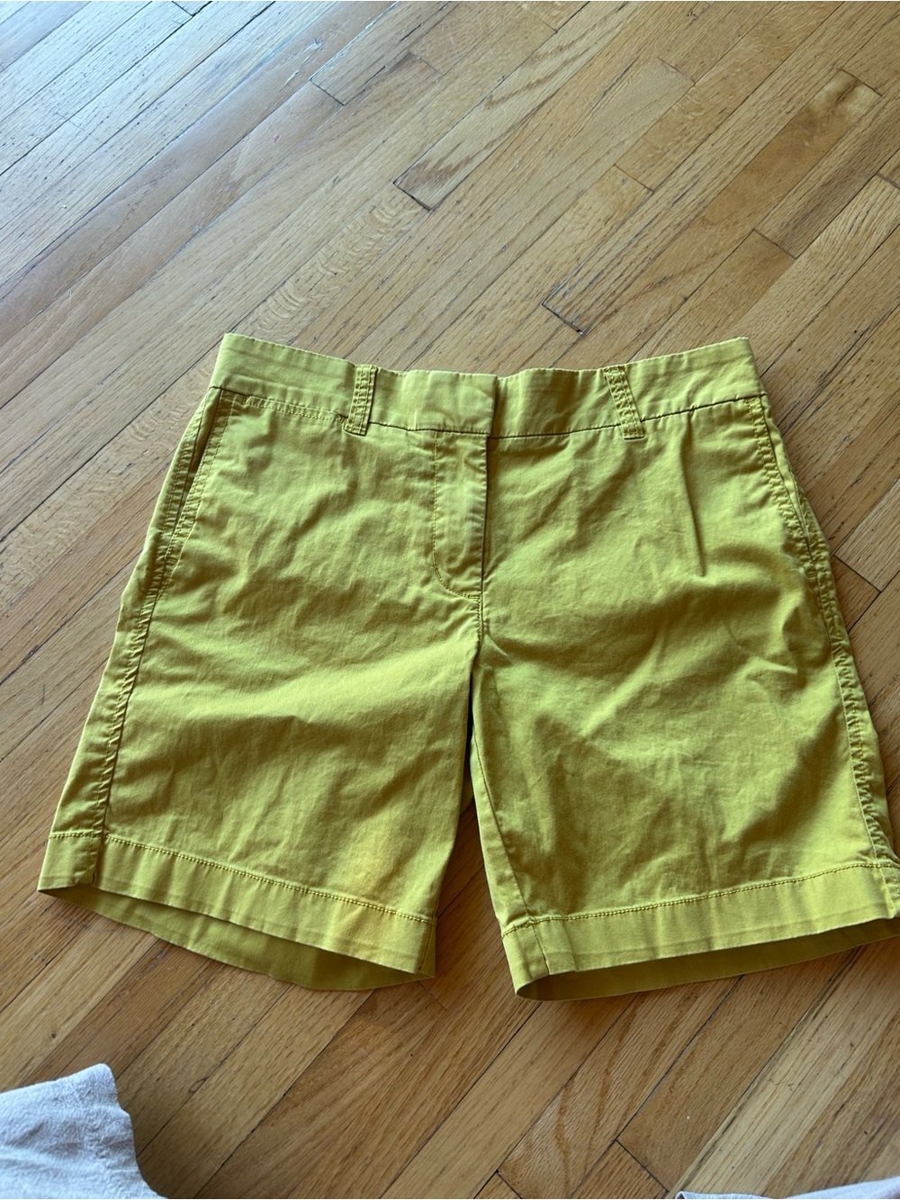 J. Crew Women's Chino Shorts in Olive-Yellow